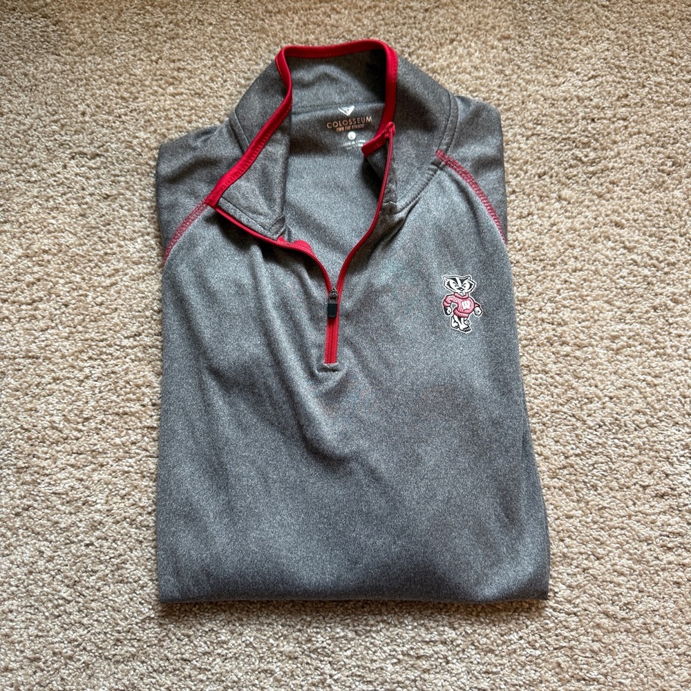 Colosseum Gray and Red Quarter-Zip Pullover